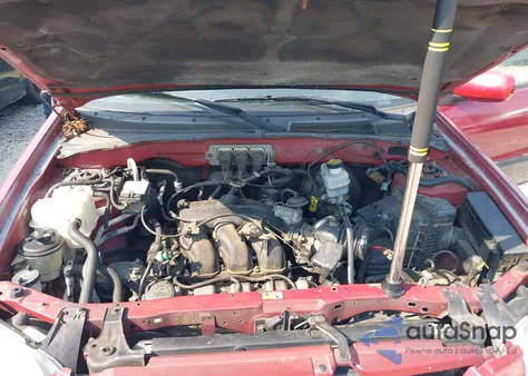 2005 Mazda Tribute S из США, поврежденный, VIN 4F2CZ04175KM05743